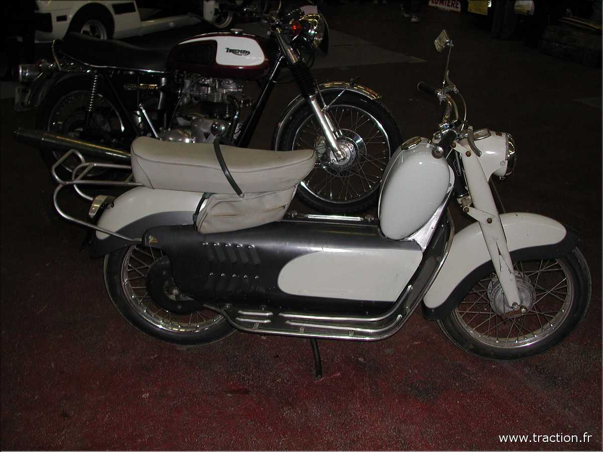 Lyon 030