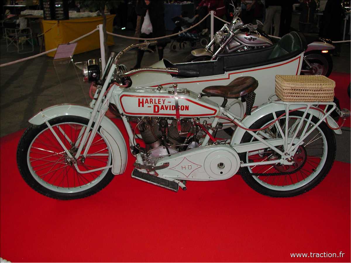 Lyon 085